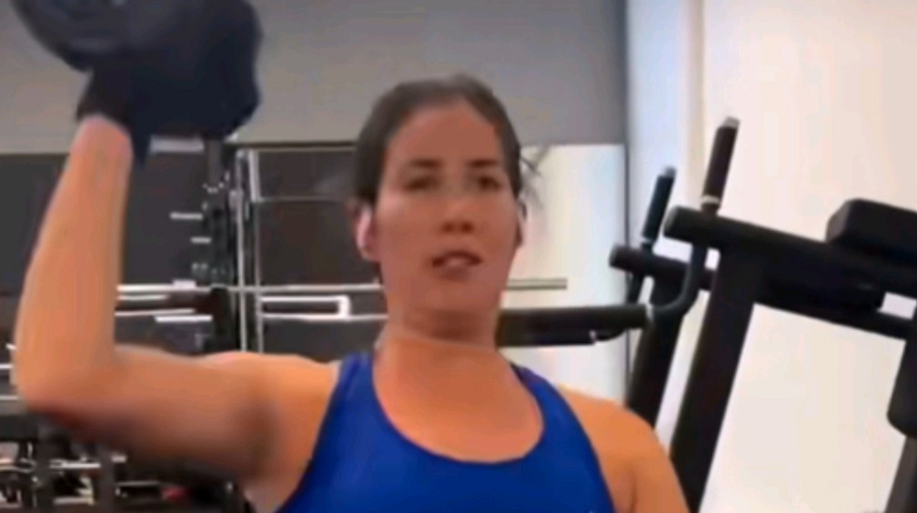 关于美国队不断突破！，穆古鲁扎连续五场比赛得分超过领先优势明显全场沸腾不已的信息